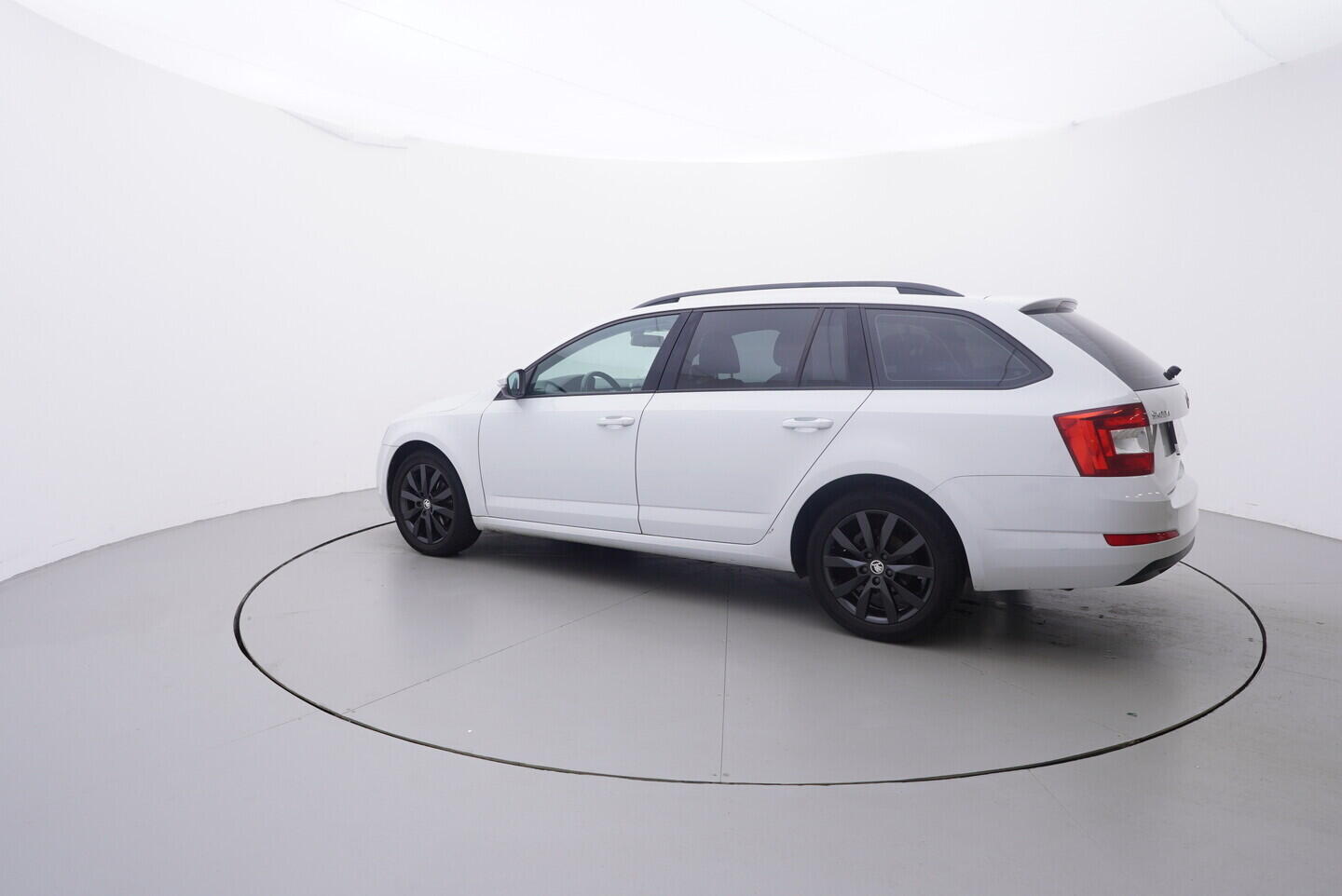 O419V08280_12.webp_OCTAVIA Style 2.0 TDI 110 kW manuál, DPH
