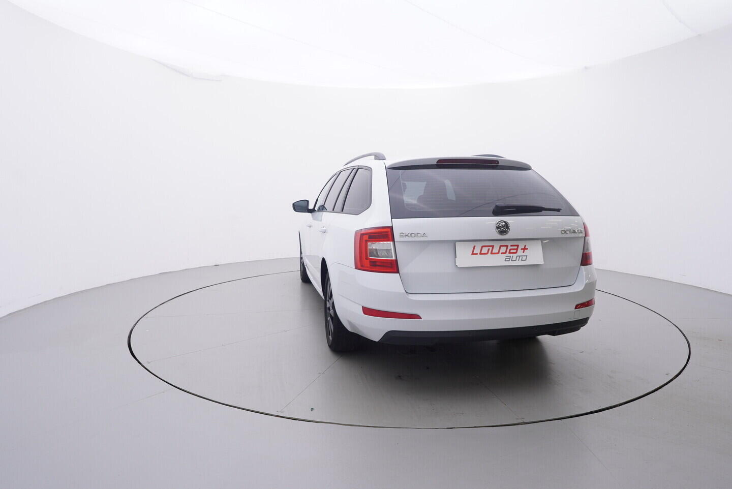 O419V08280_13.webp_OCTAVIA Style 2.0 TDI 110 kW manuál, DPH
