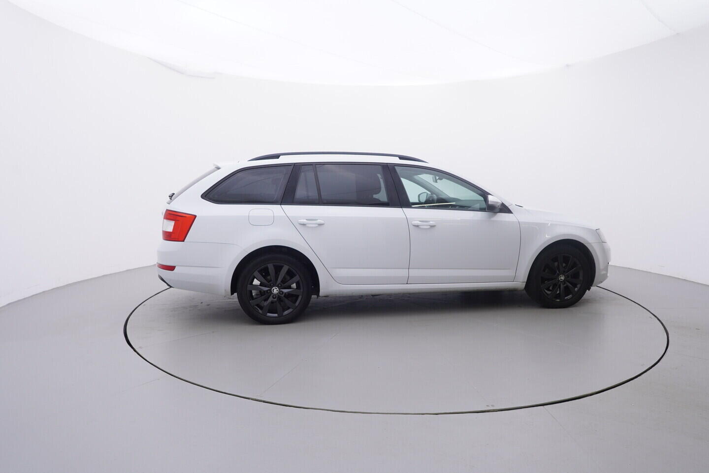 O419V08280_15.webp_OCTAVIA Style 2.0 TDI 110 kW manuál, DPH