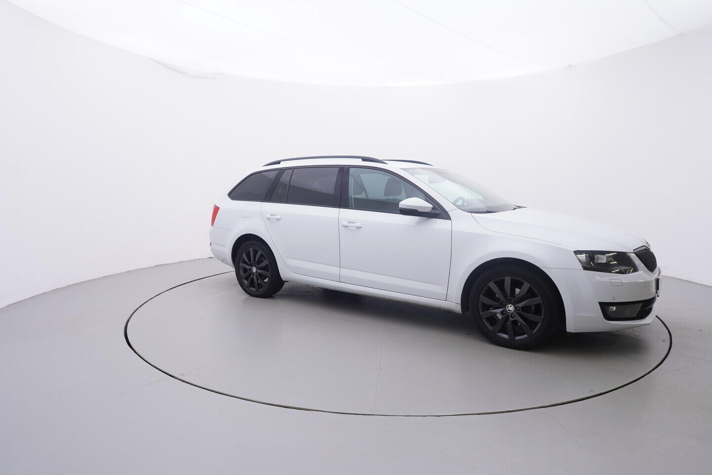 O419V08280_16.webp_OCTAVIA Style 2.0 TDI 110 kW manuál, DPH