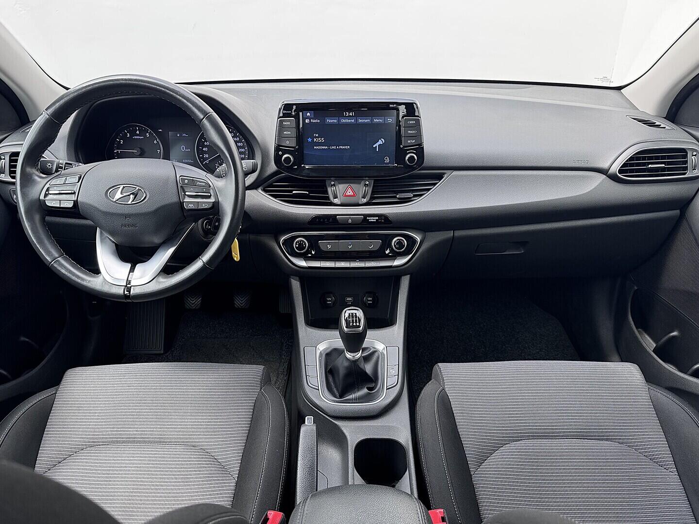 O419V08281_18.webp_I30 Comfort 1.0  88 kW manuál