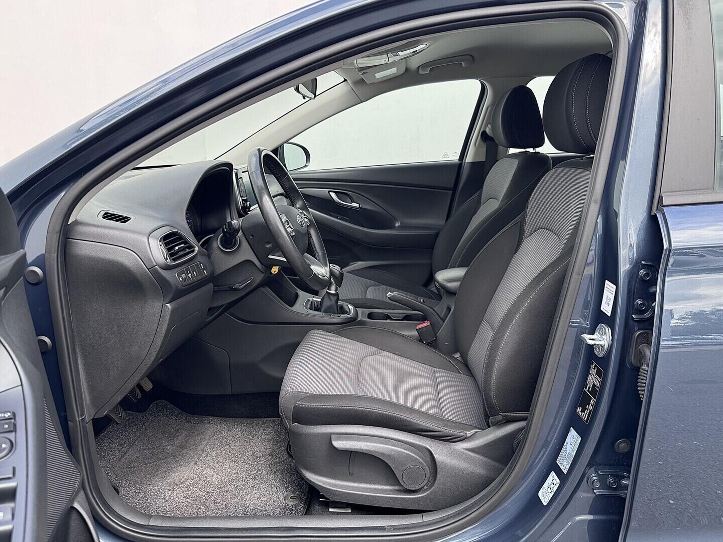 O419V08281_20.webp_I30 Comfort 1.0  88 kW manuál