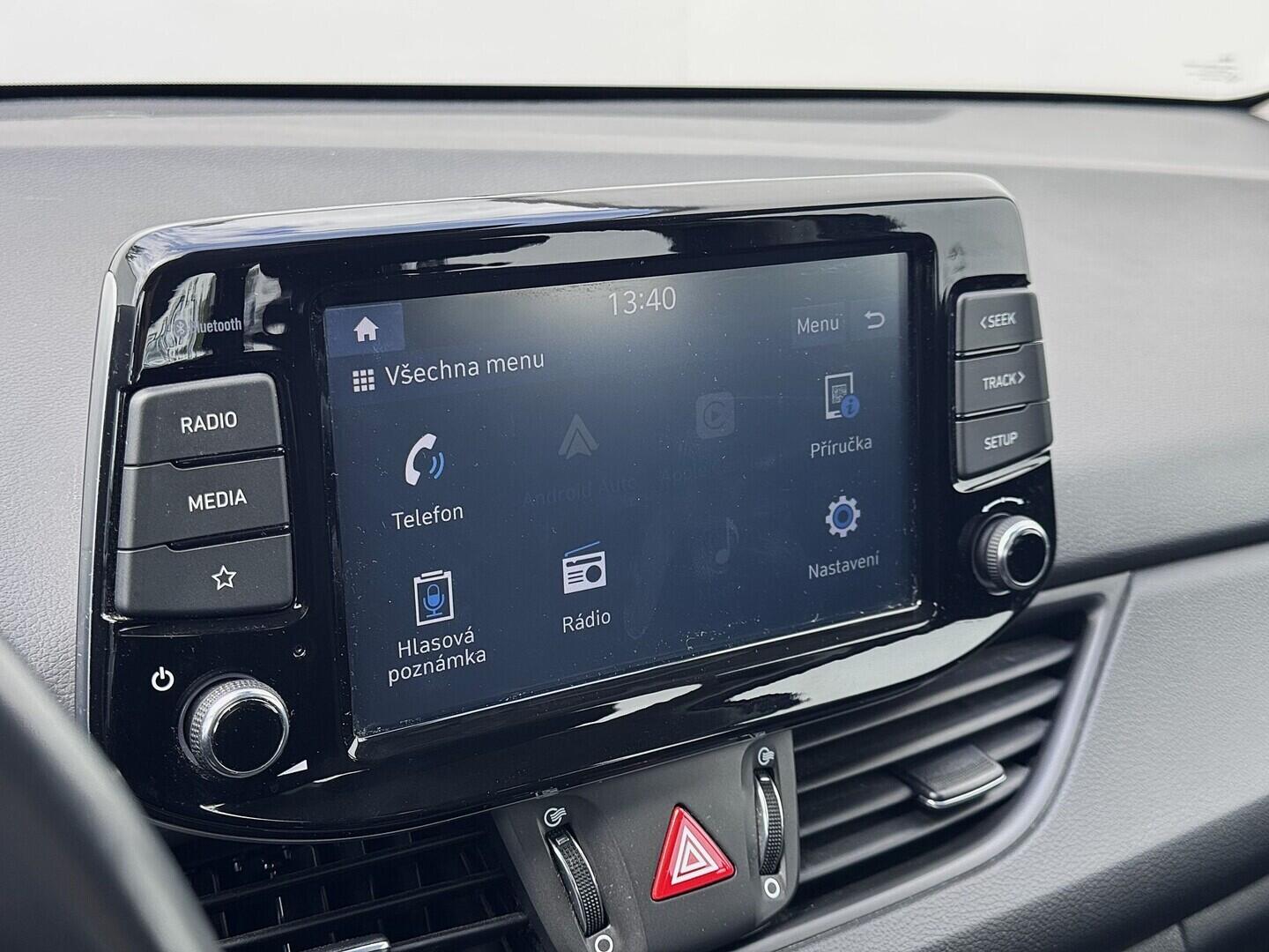 O419V08281_25.webp_I30 Comfort 1.0  88 kW manuál