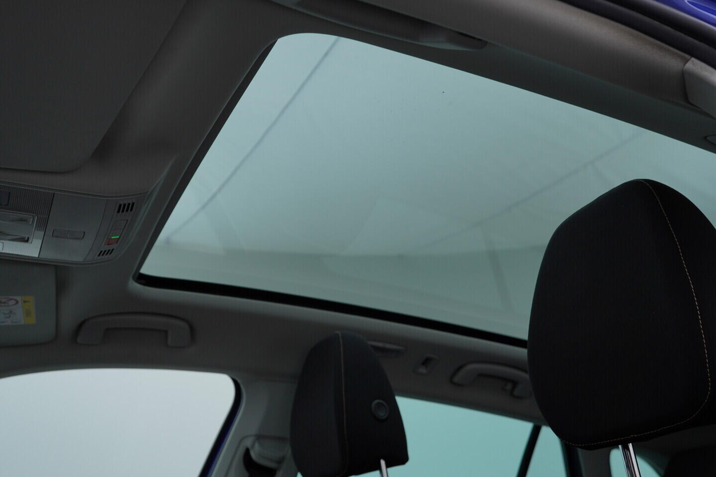 O419V08284_32.webp_SCALA Style Extra 1.6 TDI 85 kW manuál