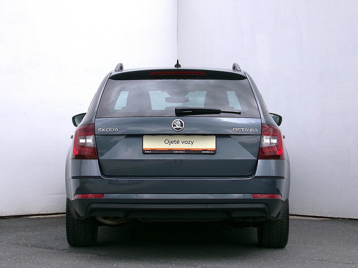 O419V08294_17.webp_OCTAVIA L&K 2.0 TDI 110 kW automat
