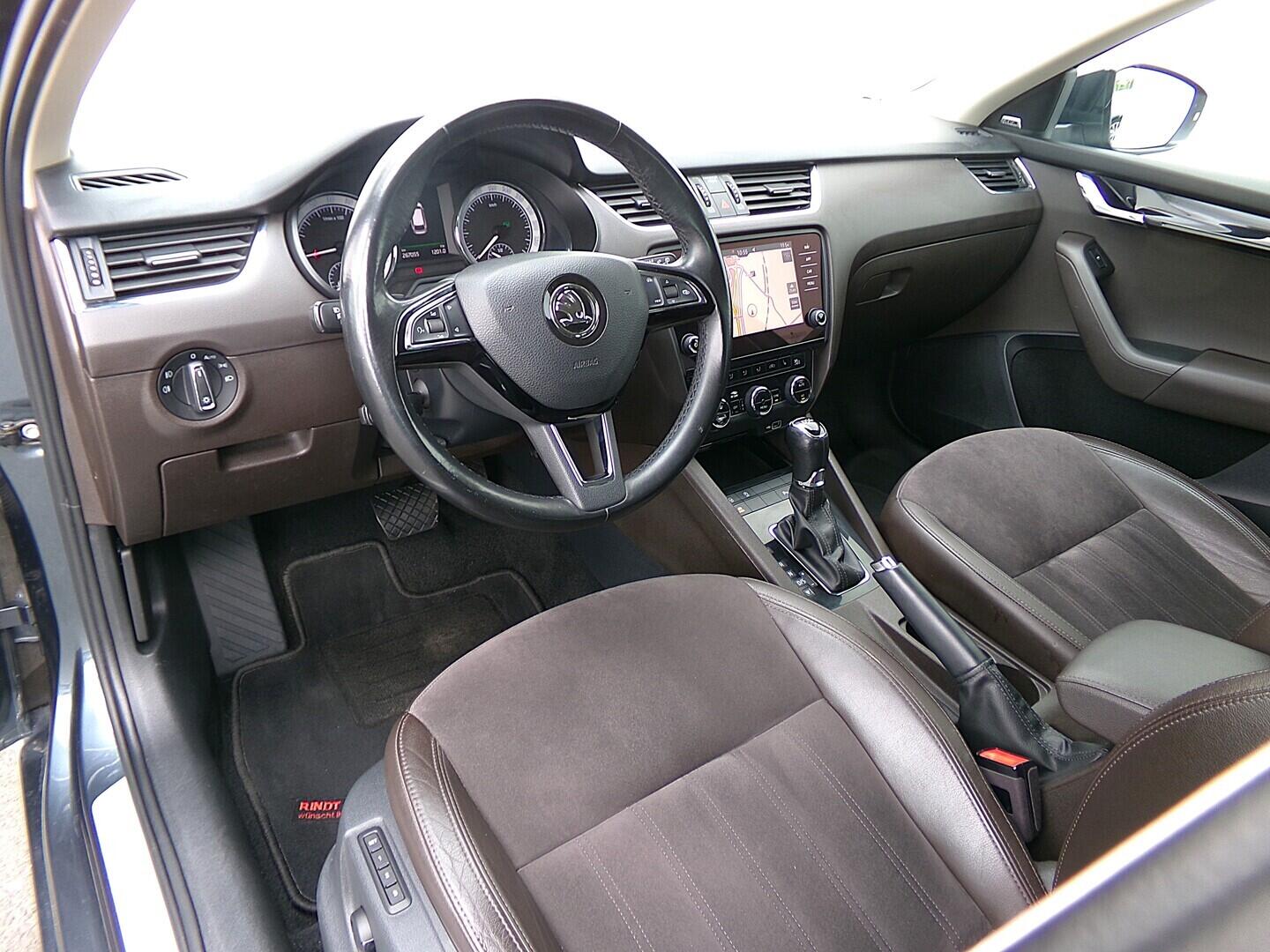 O419V08294_19.webp_OCTAVIA L&K 2.0 TDI 110 kW automat