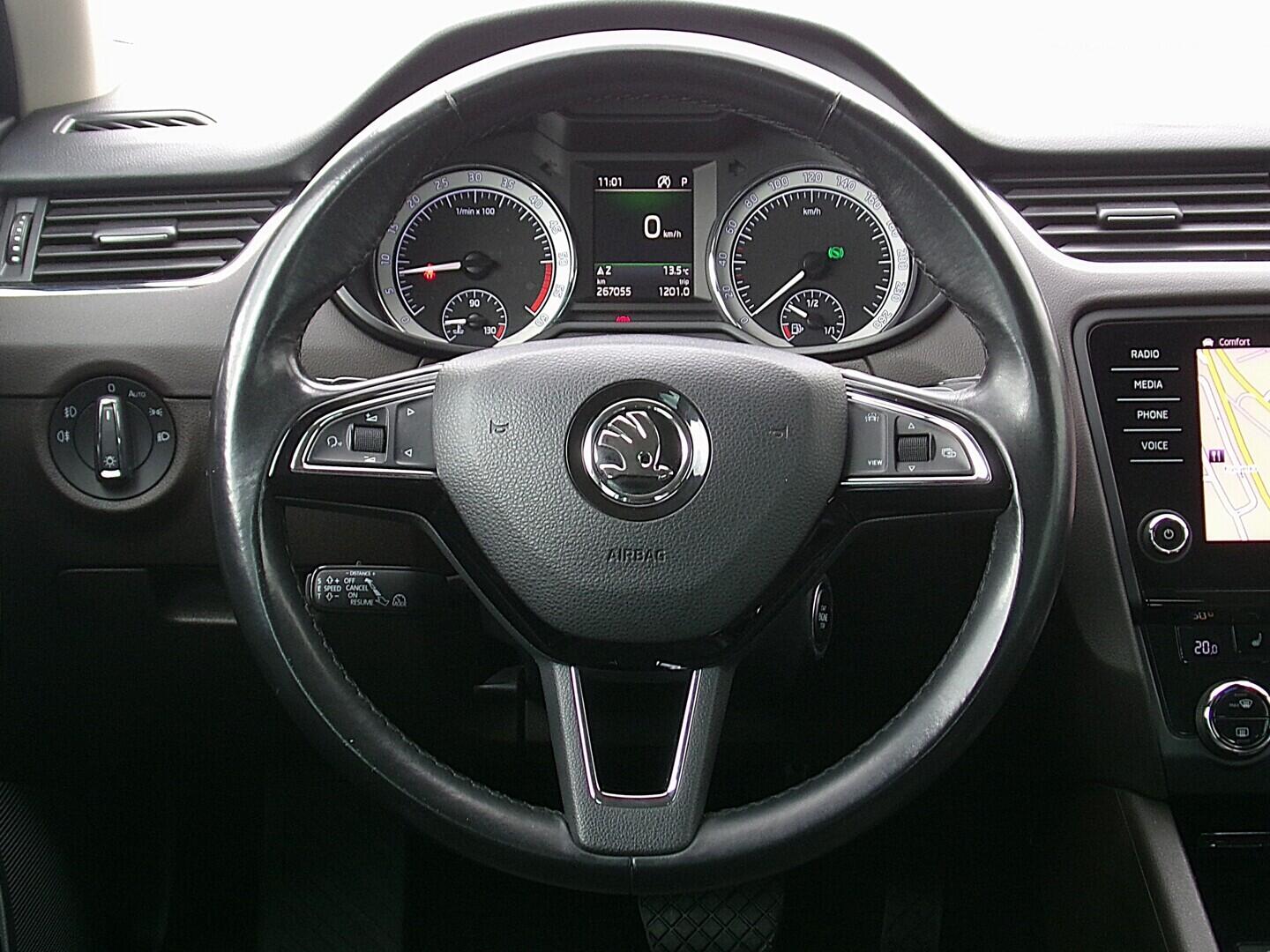 O419V08294_23.webp_OCTAVIA L&K 2.0 TDI 110 kW automat