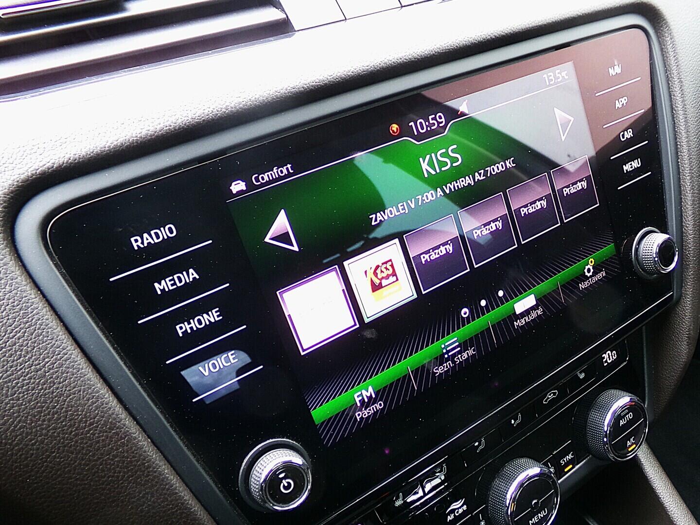 O419V08294_27.webp_OCTAVIA L&K 2.0 TDI 110 kW automat