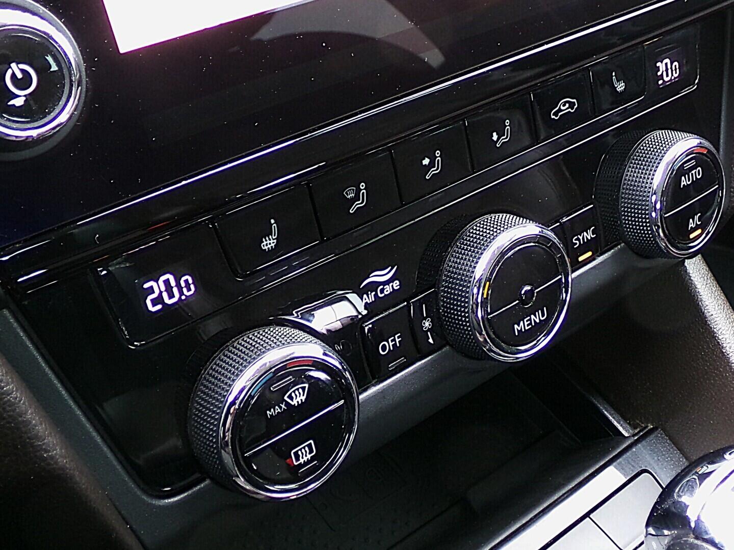 O419V08294_30.webp_OCTAVIA L&K 2.0 TDI 110 kW automat