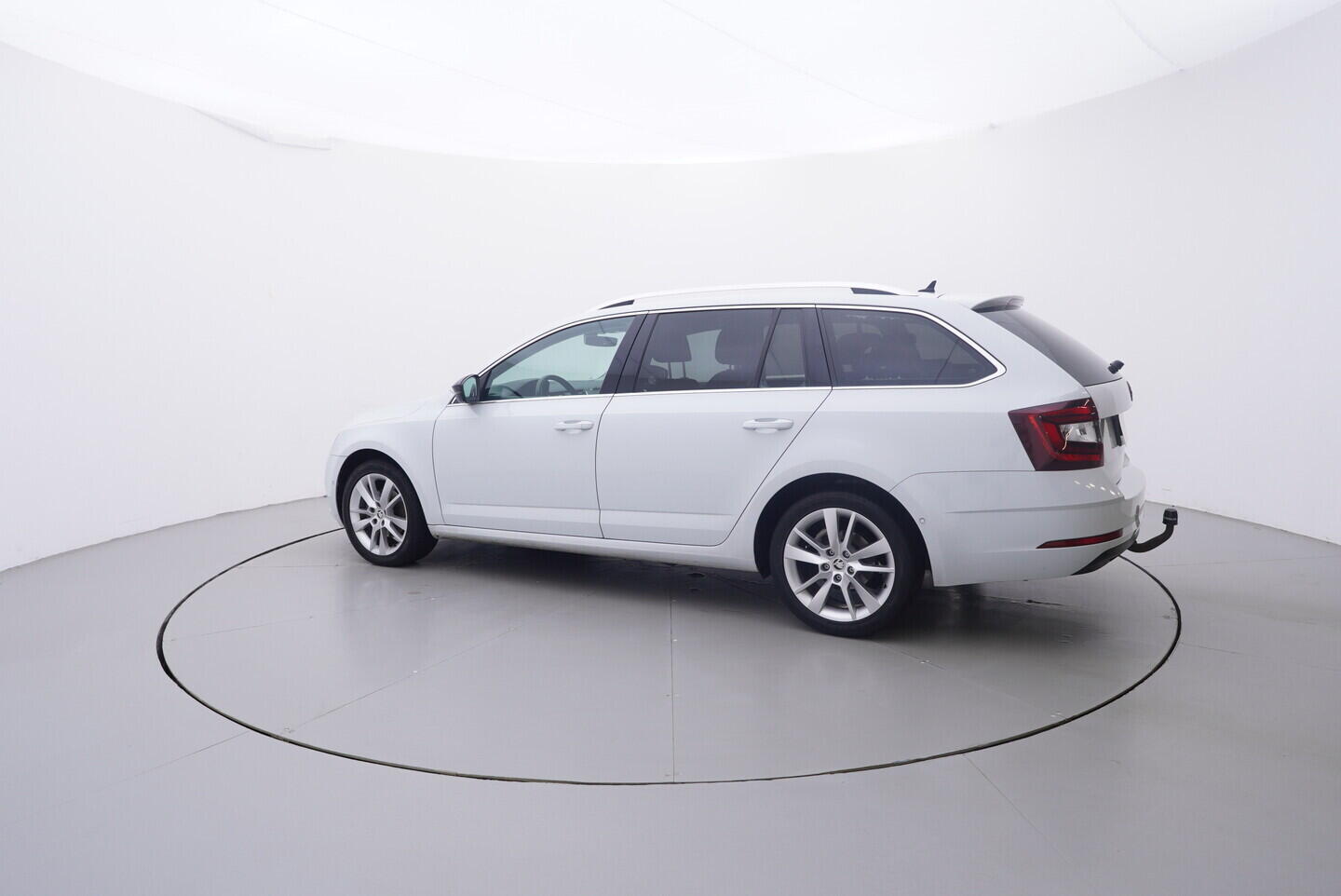 O419V08301_12.webp_OCTAVIA Style 1.5 TSI 110 kW automat