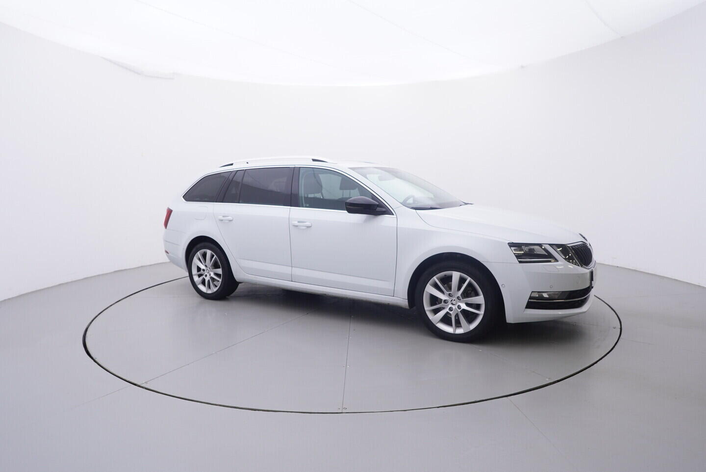 O419V08301_16.webp_OCTAVIA Style 1.5 TSI 110 kW automat