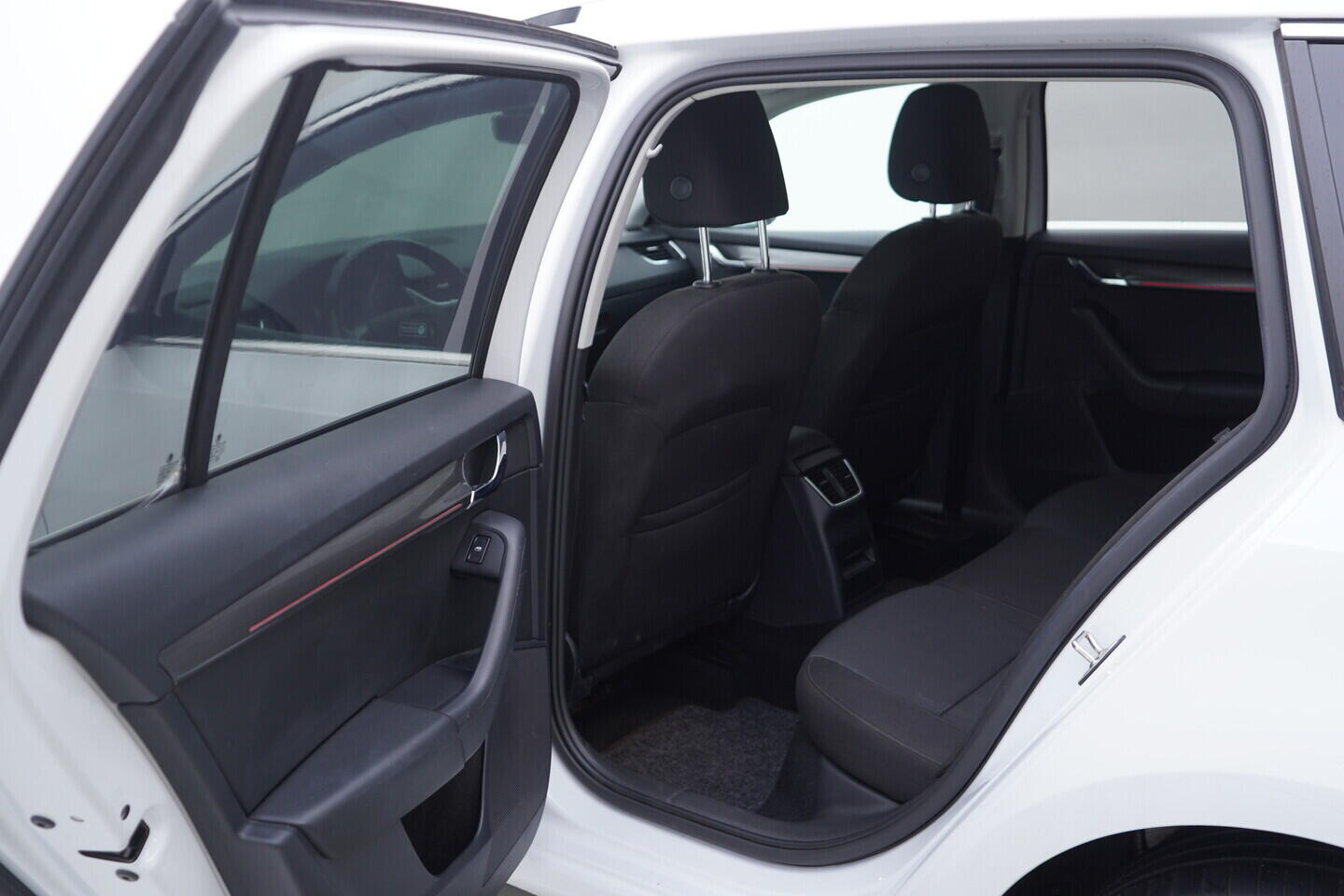 O419V08301_36.webp_OCTAVIA Style 1.5 TSI 110 kW automat