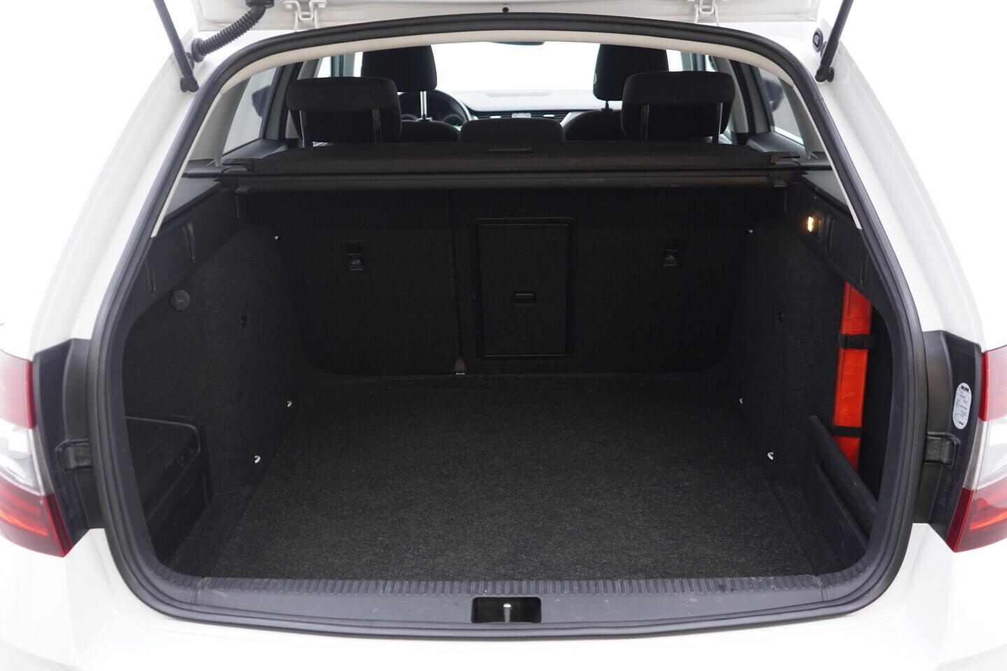 O419V08301_39.webp_OCTAVIA Style 1.5 TSI 110 kW automat