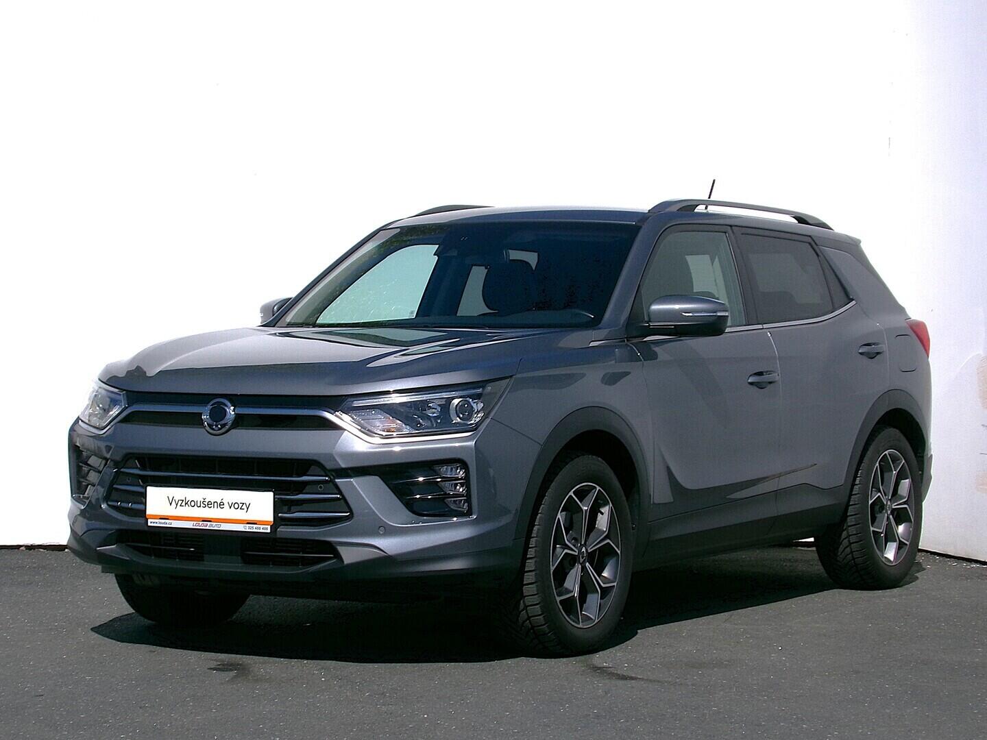 O419V08302_10.webp_KORANDO  1.5 TGDi 120 kW automat