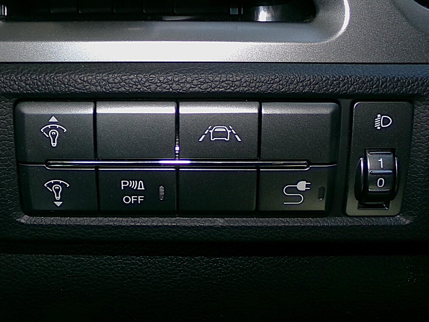 O419V08302_23.webp_KORANDO  1.5 TGDi 120 kW automat