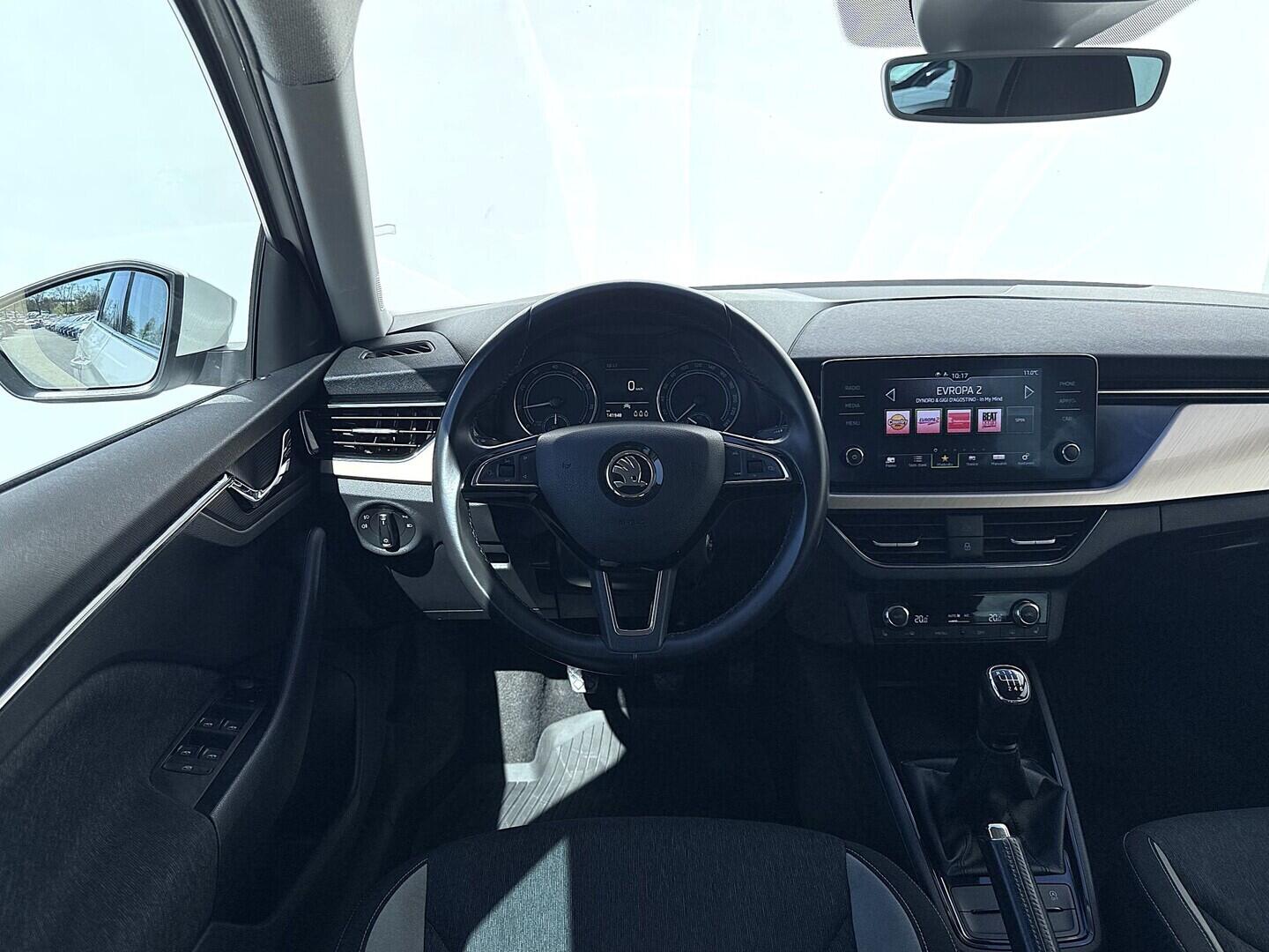 O419V08306_23.webp_SCALA Style 1.0 TSI 85 kW manuál