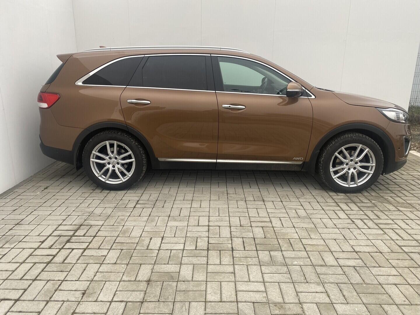 O419V08309_13.webp_SORENTO  2.2 CR 147 kW automat, DPH