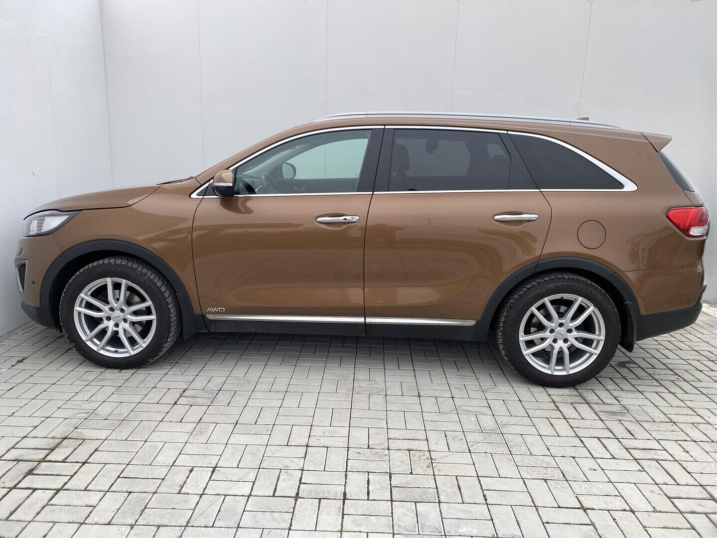 O419V08309_17.webp_SORENTO  2.2 CR 147 kW automat, DPH
