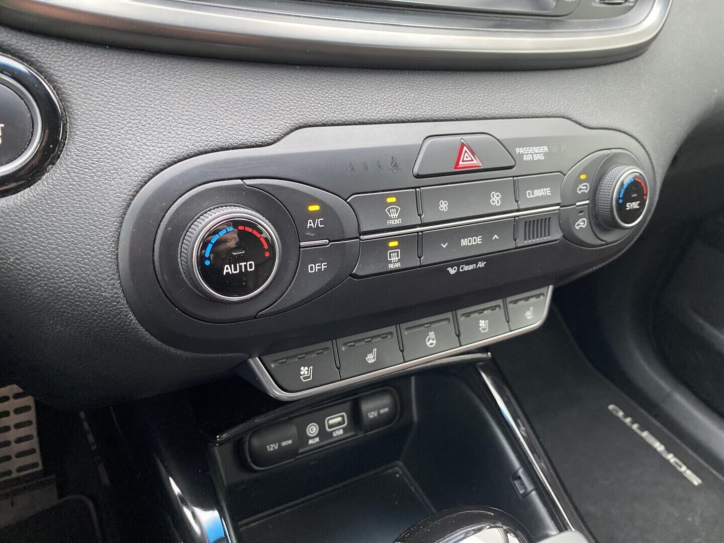 O419V08309_35.webp_SORENTO  2.2 CR 147 kW automat, DPH