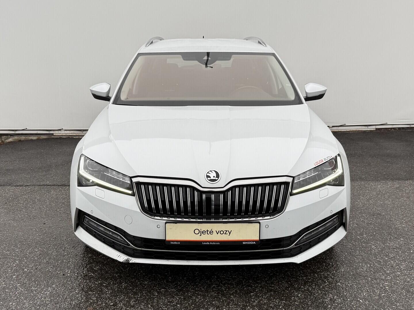 O419V08310_13.webp_SUPERB L&K 2.0 TDI 110 kW automat, DPH