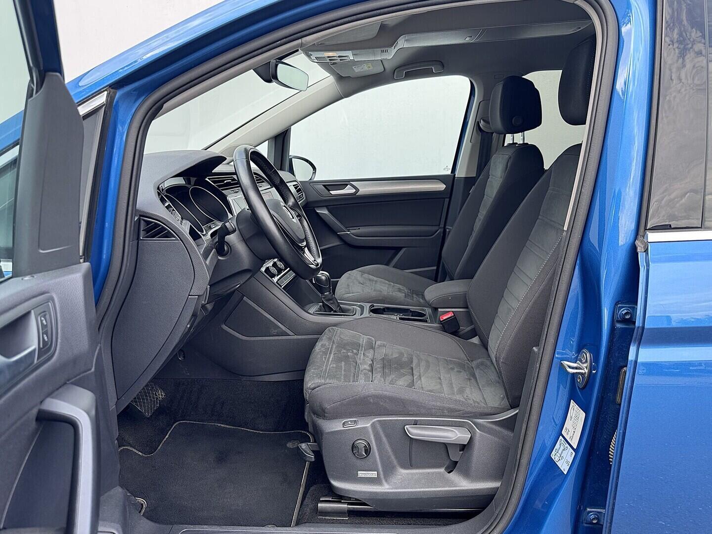 O419V08311_20.webp_TOURAN Comfortline 2.0 TDI 110 kW automat