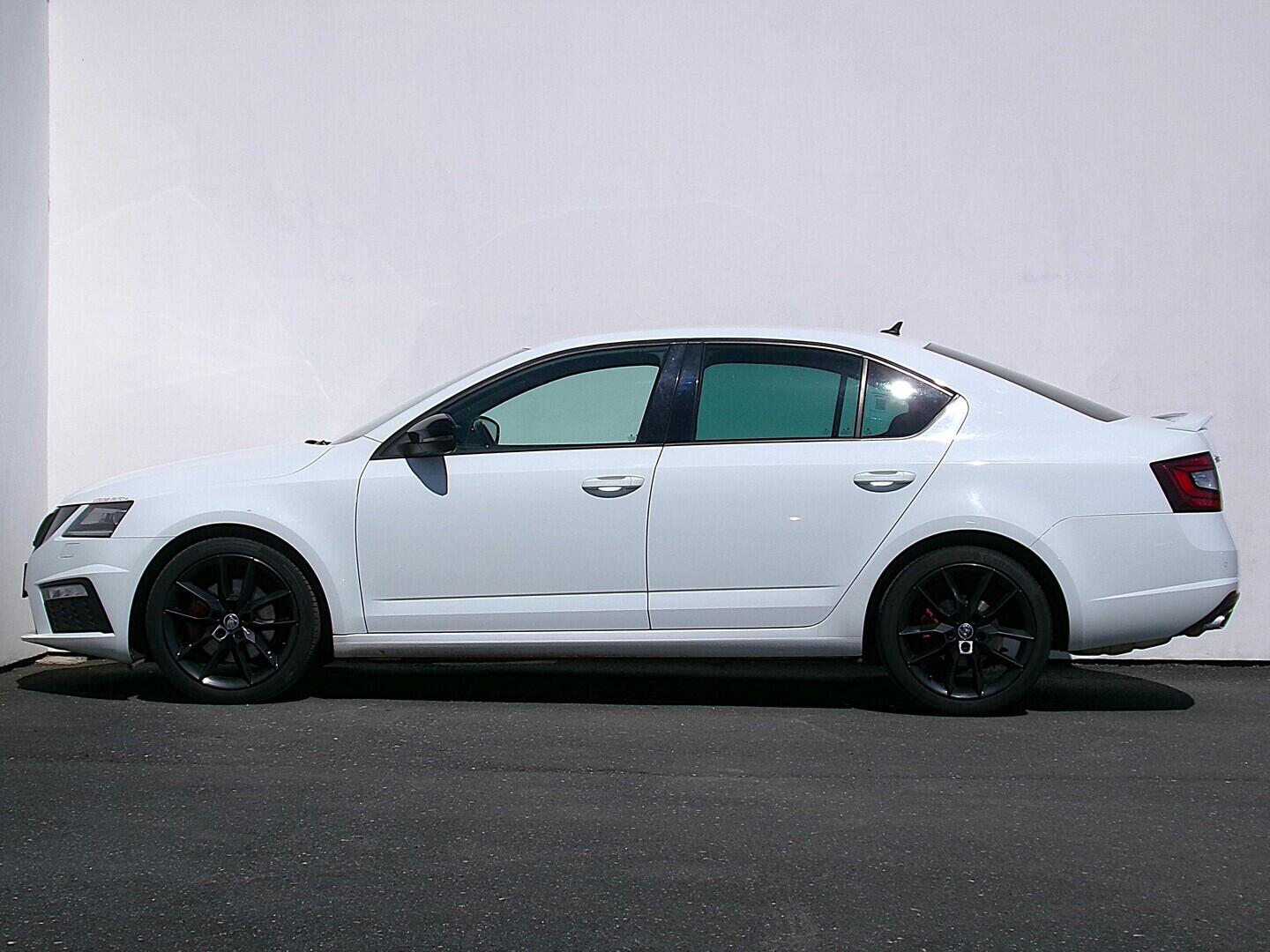 O419V08317_12.webp_OCTAVIA RS Challenge 2.0 TDI 135 kW automat