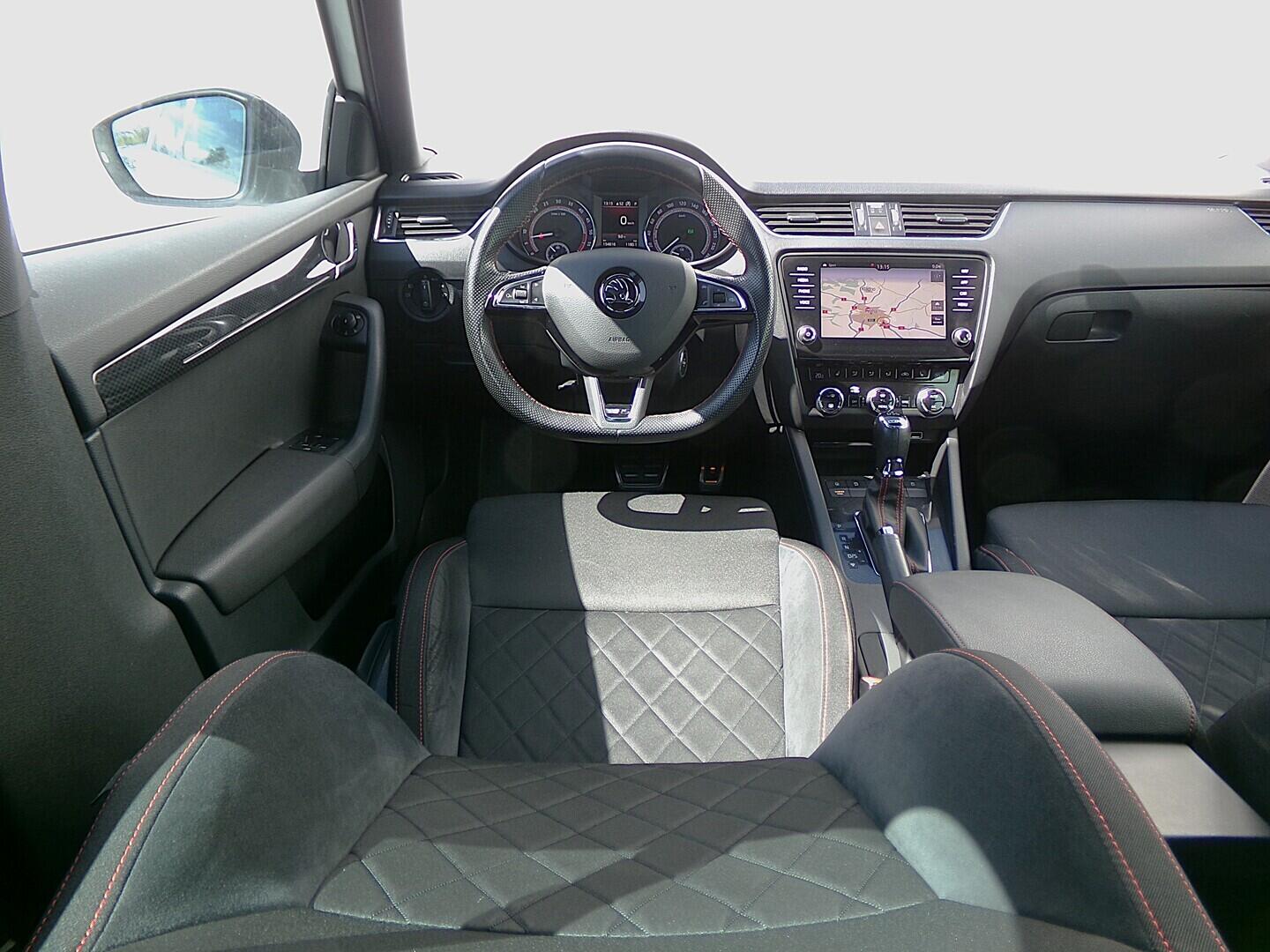 O419V08317_24.webp_OCTAVIA RS Challenge 2.0 TDI 135 kW automat