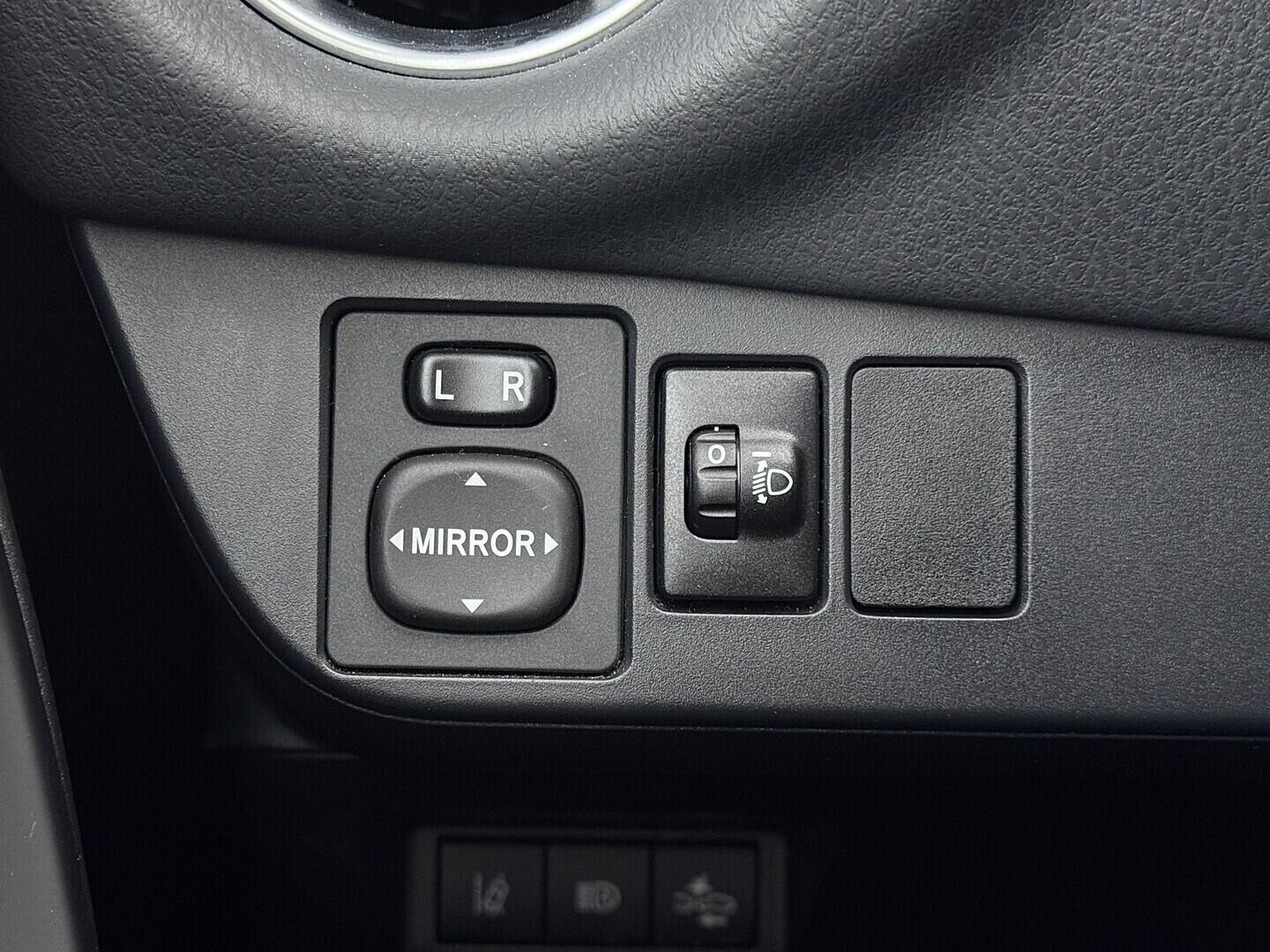 O419V08319_22.webp_YARIS Active Trend 1.5 VVT-ie 82 kW manuál