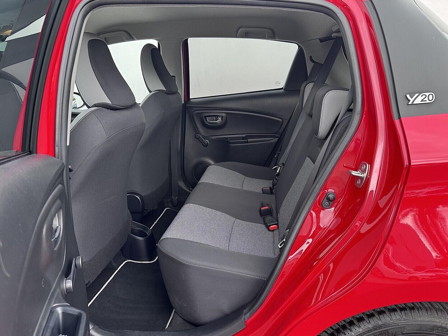 O419V08319_31.webp_YARIS Active Trend 1.5 VVT-ie 82 kW manuál