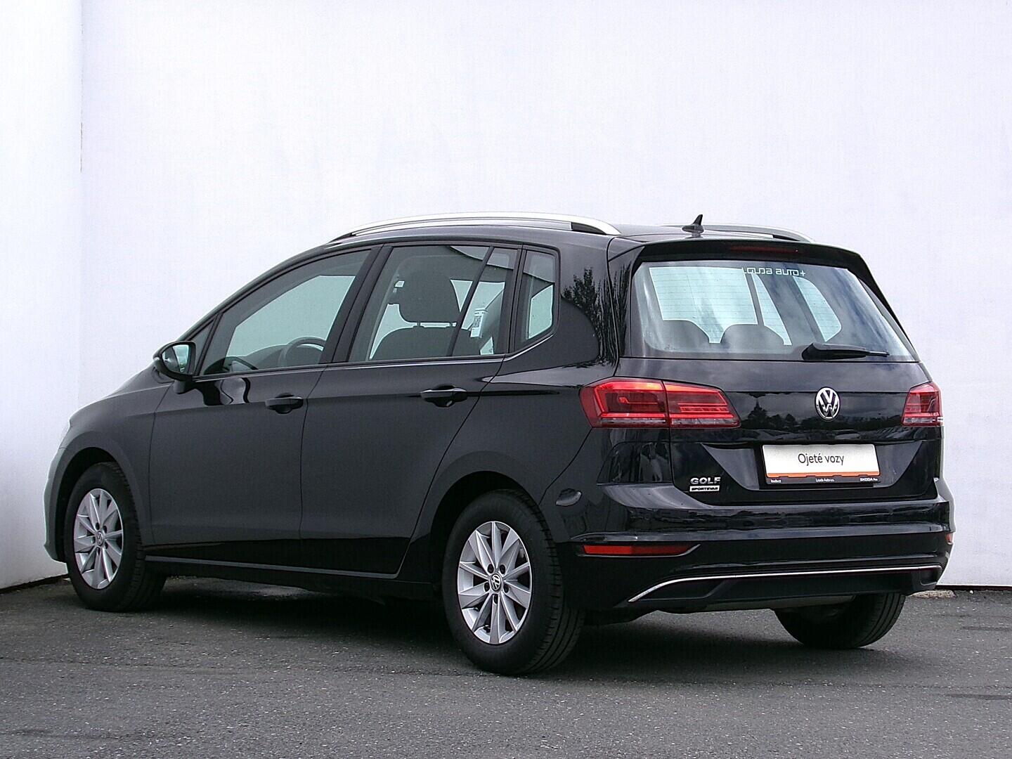 O419V08322_15.webp_GOLF SPORTSVAN highline 1.5 TSI 96 kW manuál