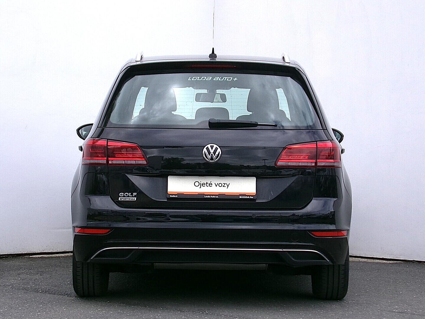 O419V08322_17.webp_GOLF SPORTSVAN highline 1.5 TSI 96 kW manuál