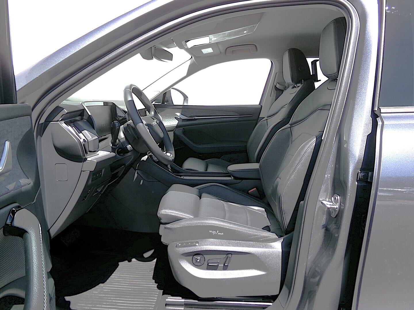O419V08327_20.webp_KODIAQ Exclusive Selection 2.0 TDI 142 kW automat, DPH