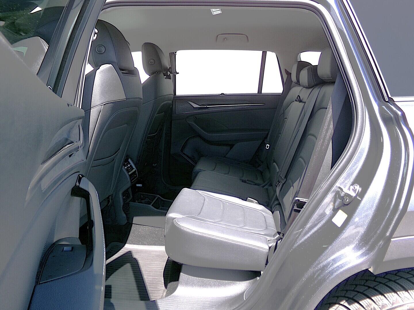 O419V08327_36.webp_KODIAQ Exclusive Selection 2.0 TDI 142 kW automat, DPH