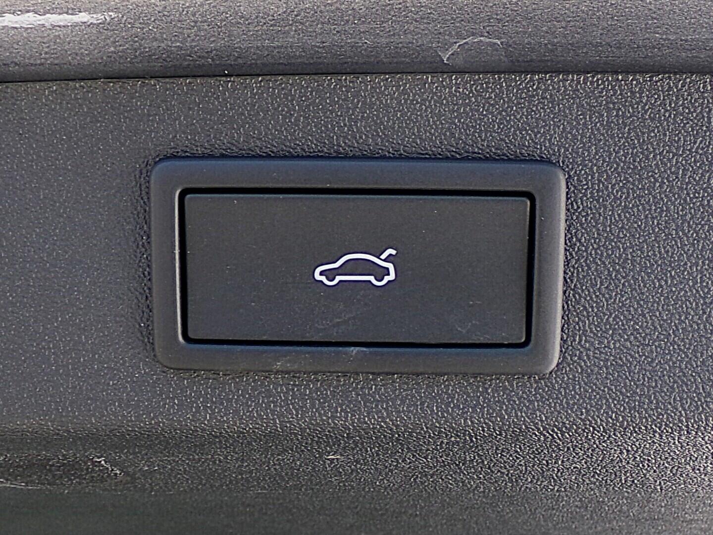 O419V08327_38.webp_KODIAQ Exclusive Selection 2.0 TDI 142 kW automat, DPH