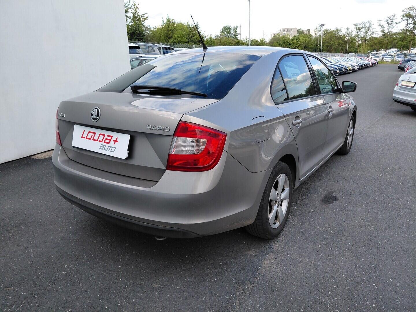 O419V08363_11.webp_RAPID Ambition Fresh 1.2 TSI 77 kW manuál