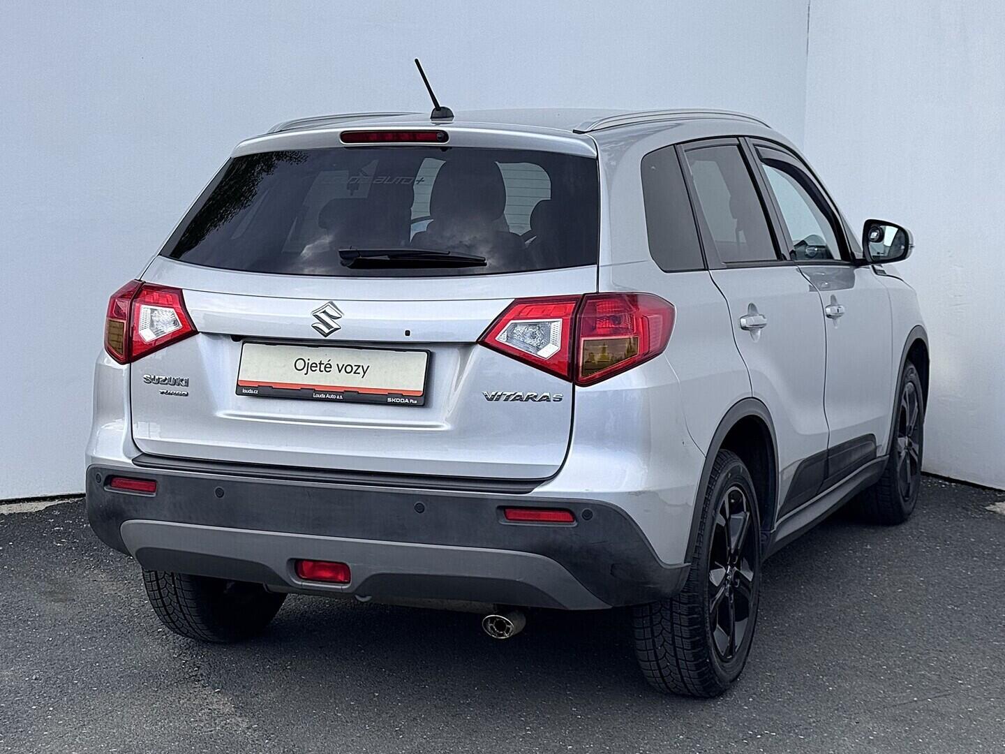 O419V08373_11.webp_VITARA  1.4 boosterjet 103 kW manuál