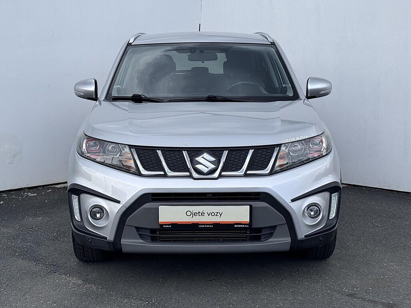 O419V08373_13.webp_VITARA  1.4 boosterjet 103 kW manuál