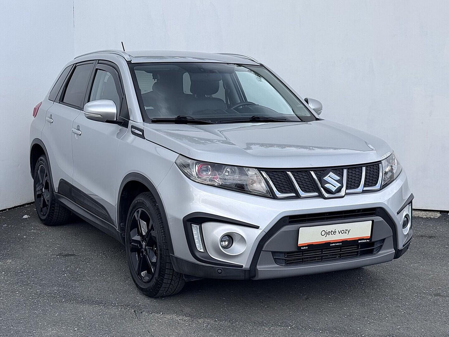 O419V08373_14.webp_VITARA  1.4 boosterjet 103 kW manuál