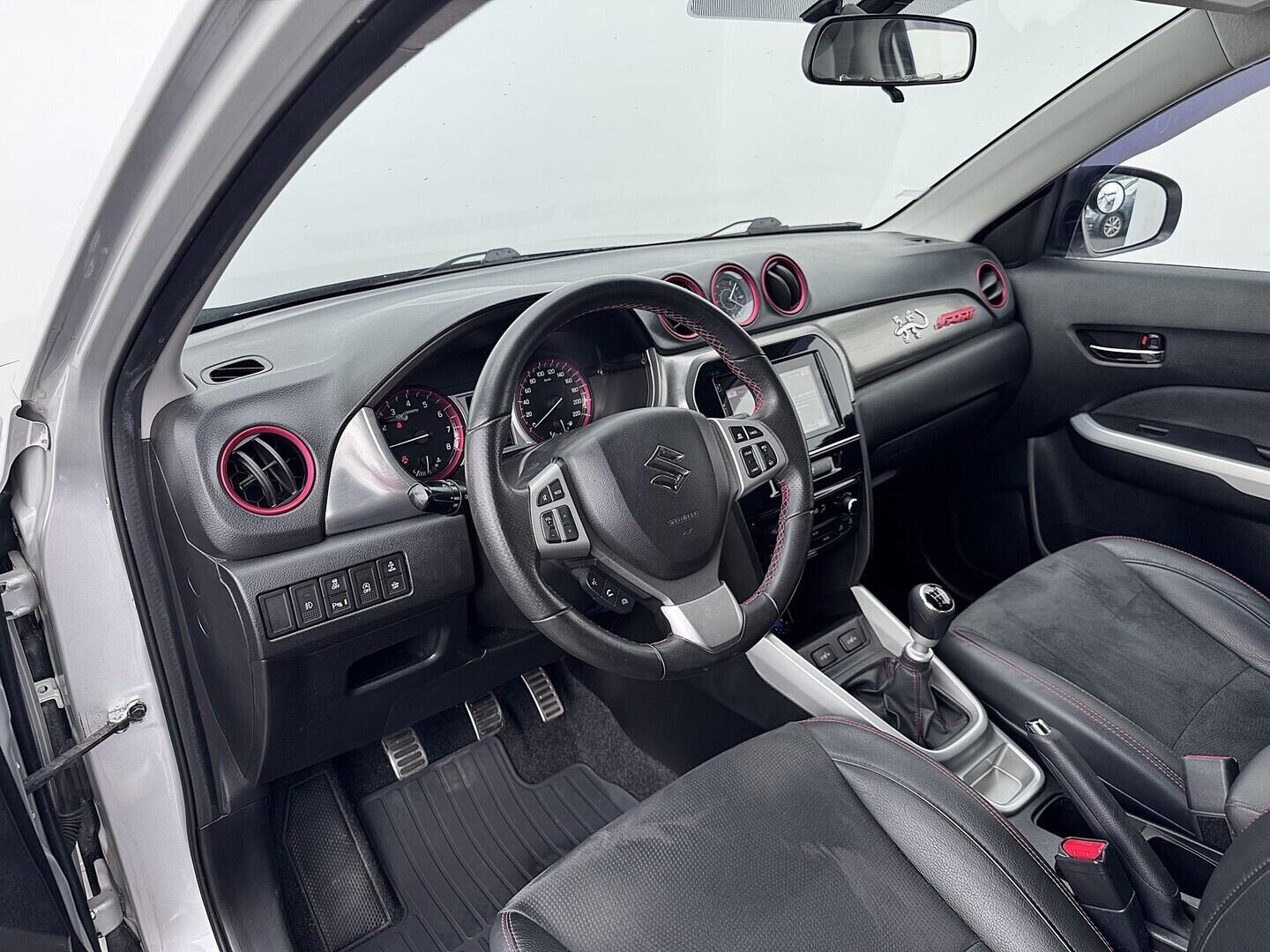 O419V08373_19.webp_VITARA  1.4 boosterjet 103 kW manuál