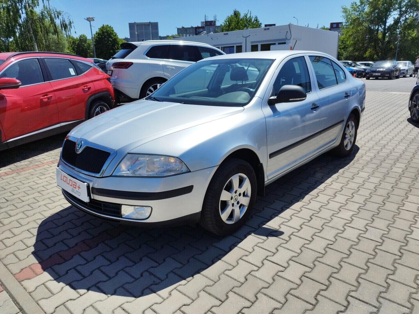 O419V08381_10.webp_OCTAVIA  1.6 MPI 75 kW manuál