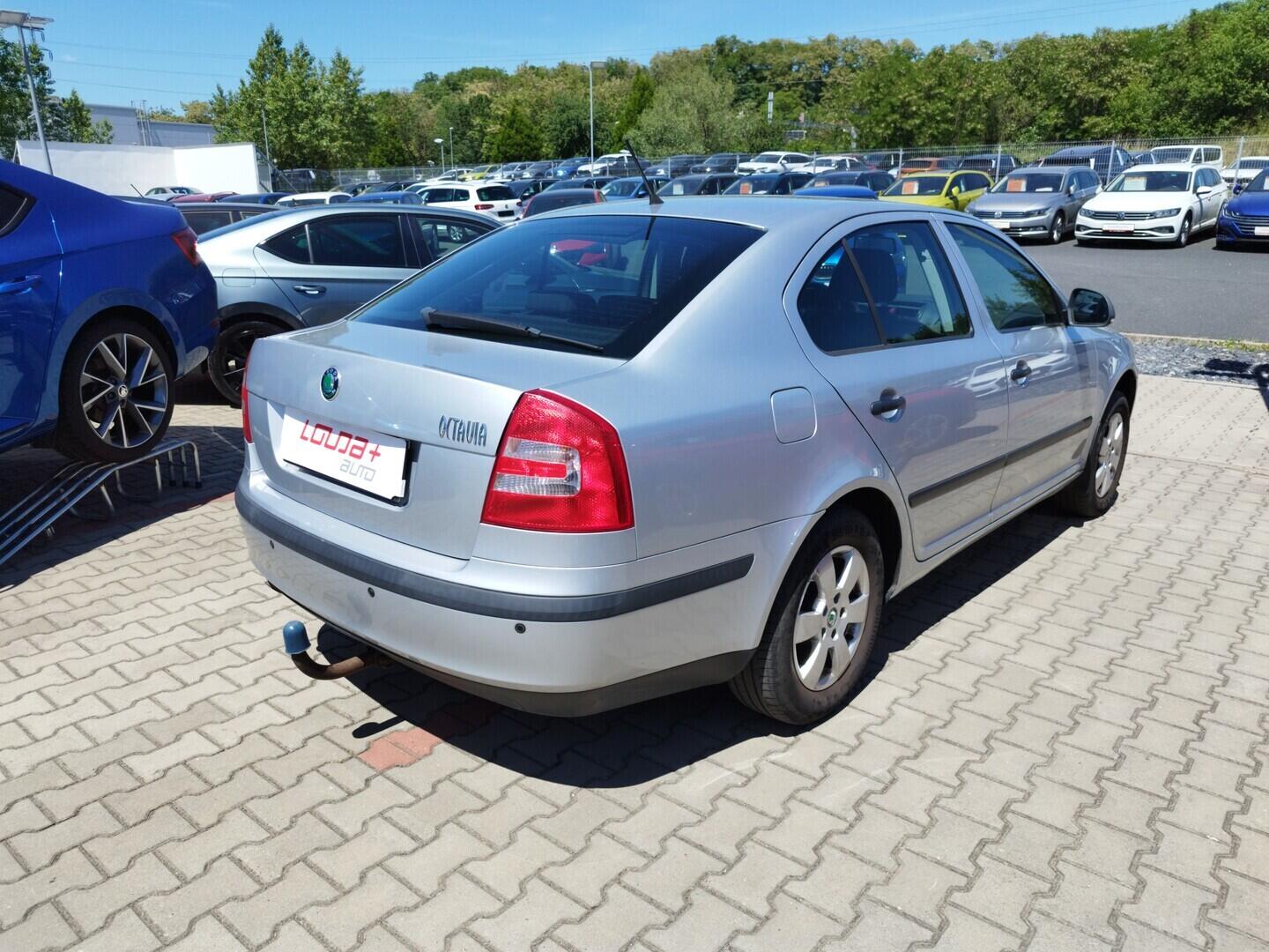 O419V08381_11.webp_OCTAVIA  1.6 MPI 75 kW manuál