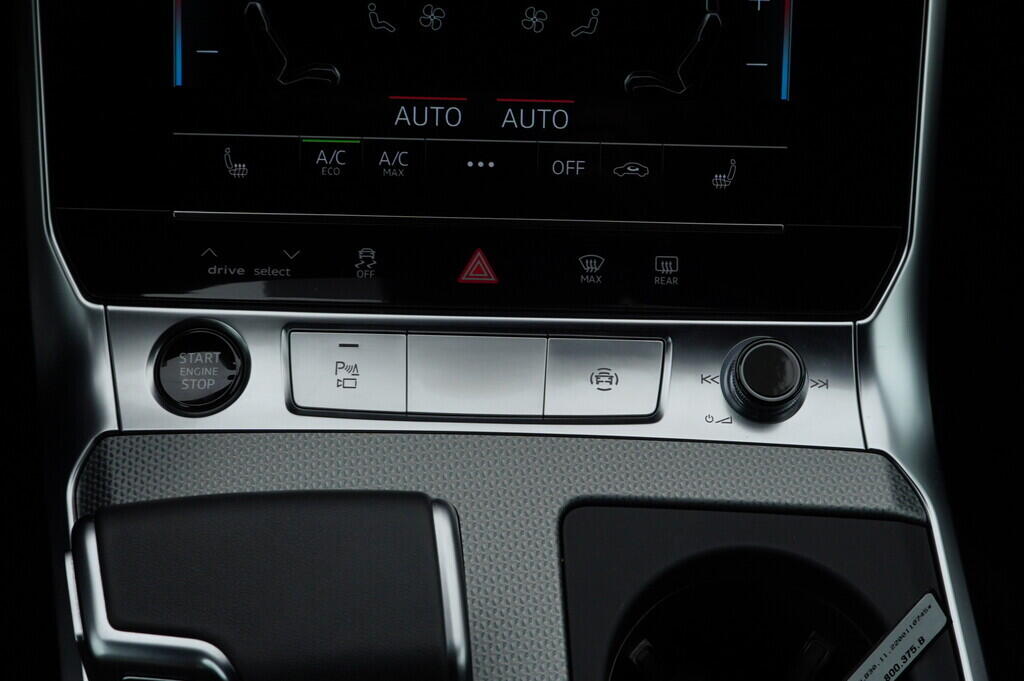 O519V00485_38.webp_A6 ALLROAD QUATTRO ALLROAD 55 TFSI 3.0 TFSI 250 kW automat, DPH