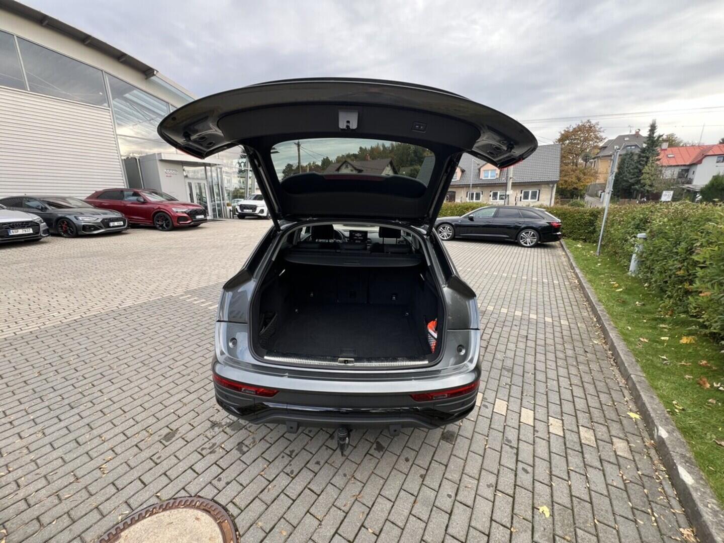 O519V00487_16.webp_Q5 S-line 2.0 TDI 150 kW automat, DPH