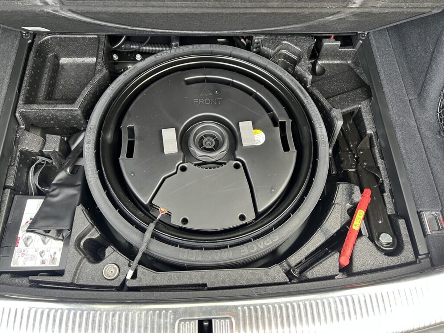 O519V00487_17.webp_Q5 S-line 2.0 TDI 150 kW automat, DPH