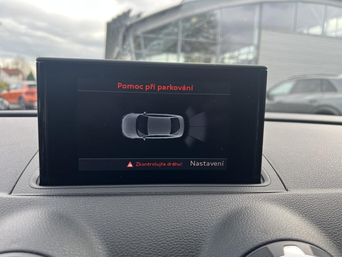 O519V00489_22.webp_A3 S-line 1.6 TDI 81 kW manuál