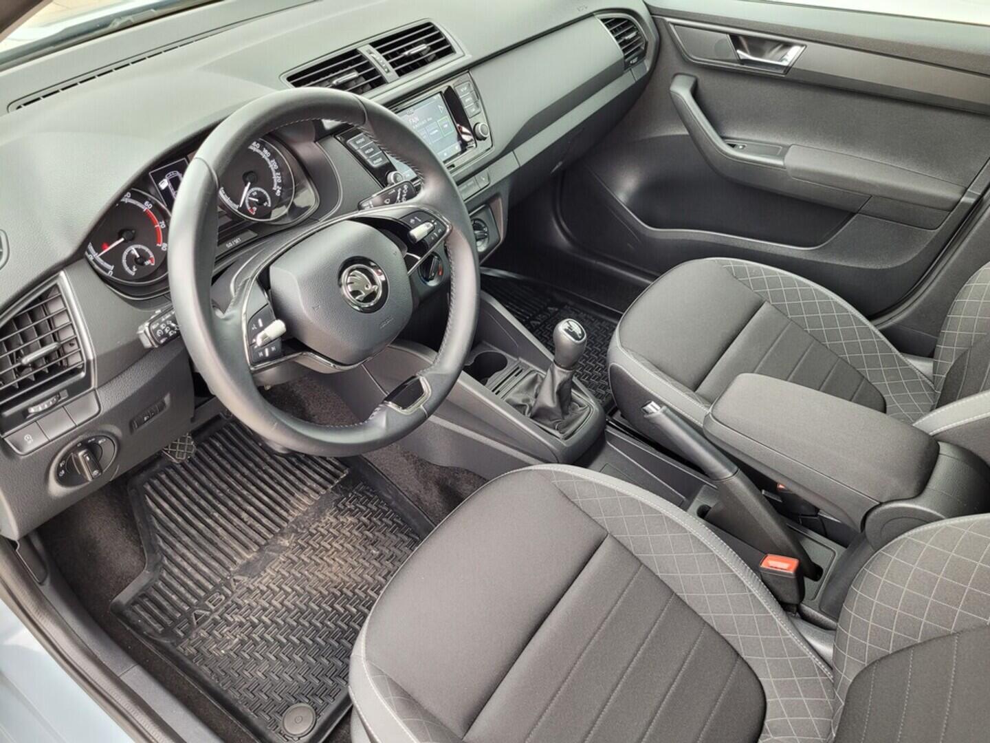 O619K01095_35.webp_FABIA Ambition 1.0 TSI 70 kW manuál