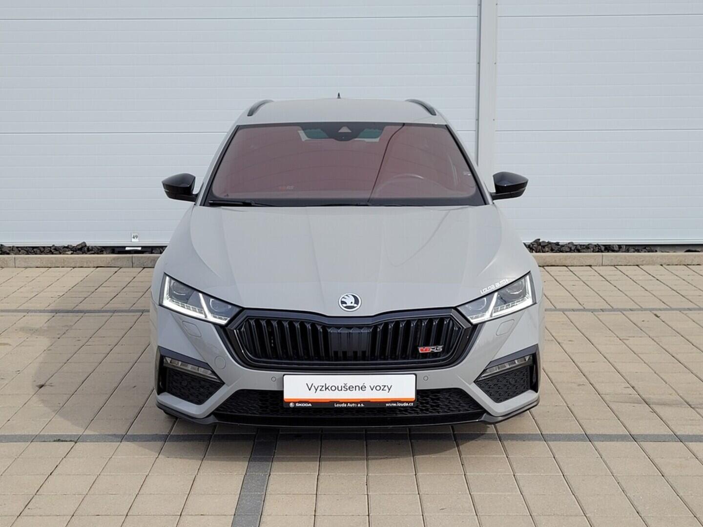 O619K01096_11.webp_OCTAVIA RS 2.0 TDI 147 kW automat, DPH