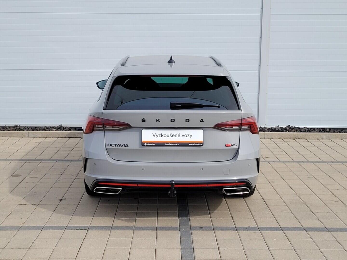 O619K01096_15.webp_OCTAVIA RS 2.0 TDI 147 kW automat, DPH