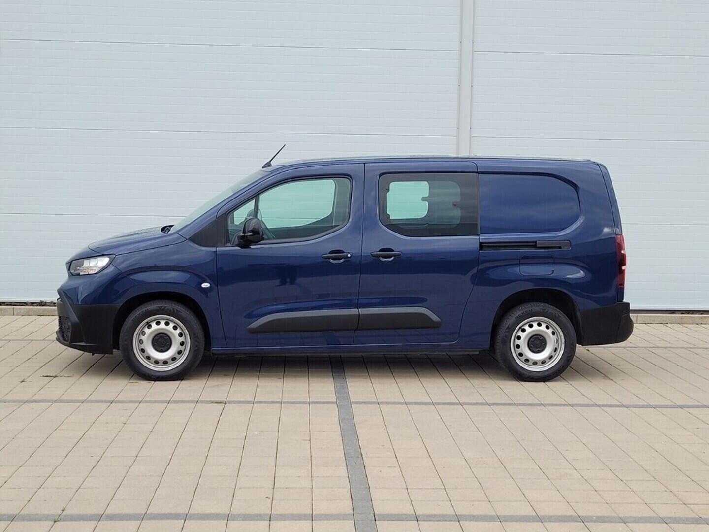 O619K01099_14.webp_PROACE CITY CrewCab Active 1.5 D-4D 96 kW automat, DPH