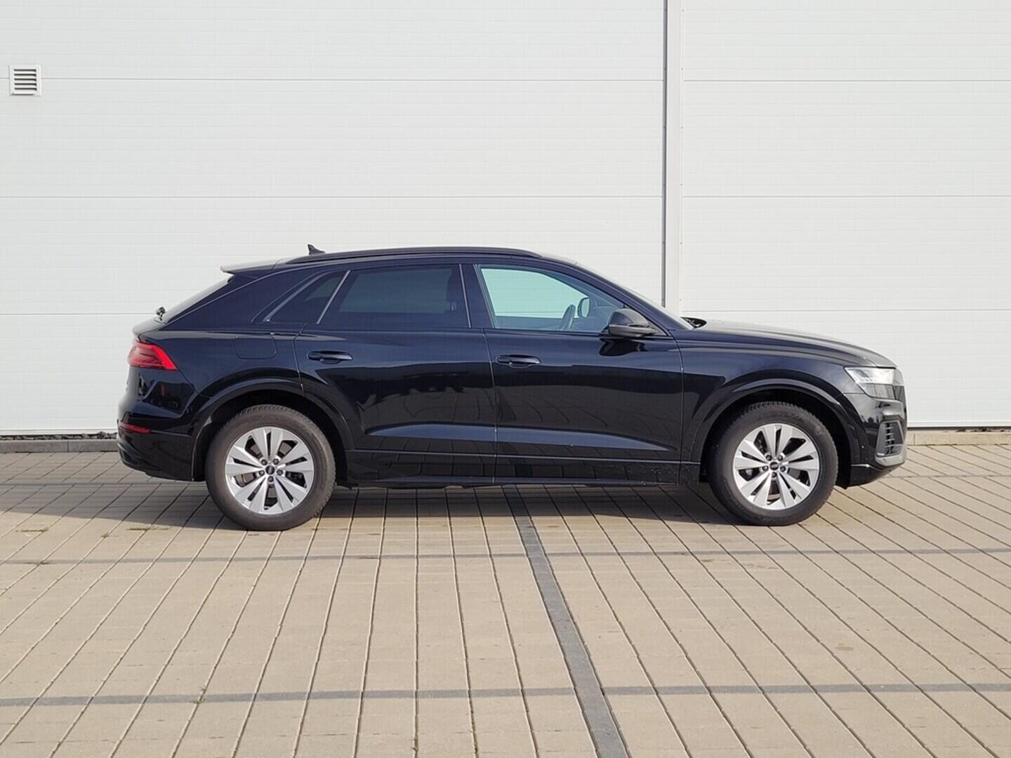 O619K01101_13.webp_Q8  3.0 TFSI 250 kW automat, DPH